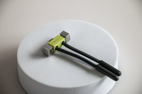 Weavabel metal green cord toggle